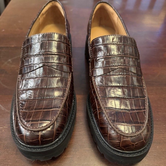 Never Worn Everlane Brown Crocodile Lug Loafers - Size 10 - Picture 6 of 6
